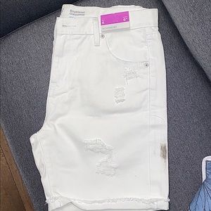 New White Boyfriend Jean Shorts